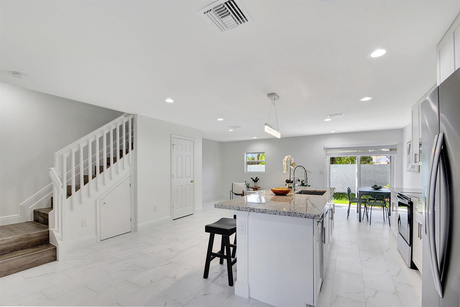 3868 Patio Court # 5, Palm Springs FL 33461 photo 4