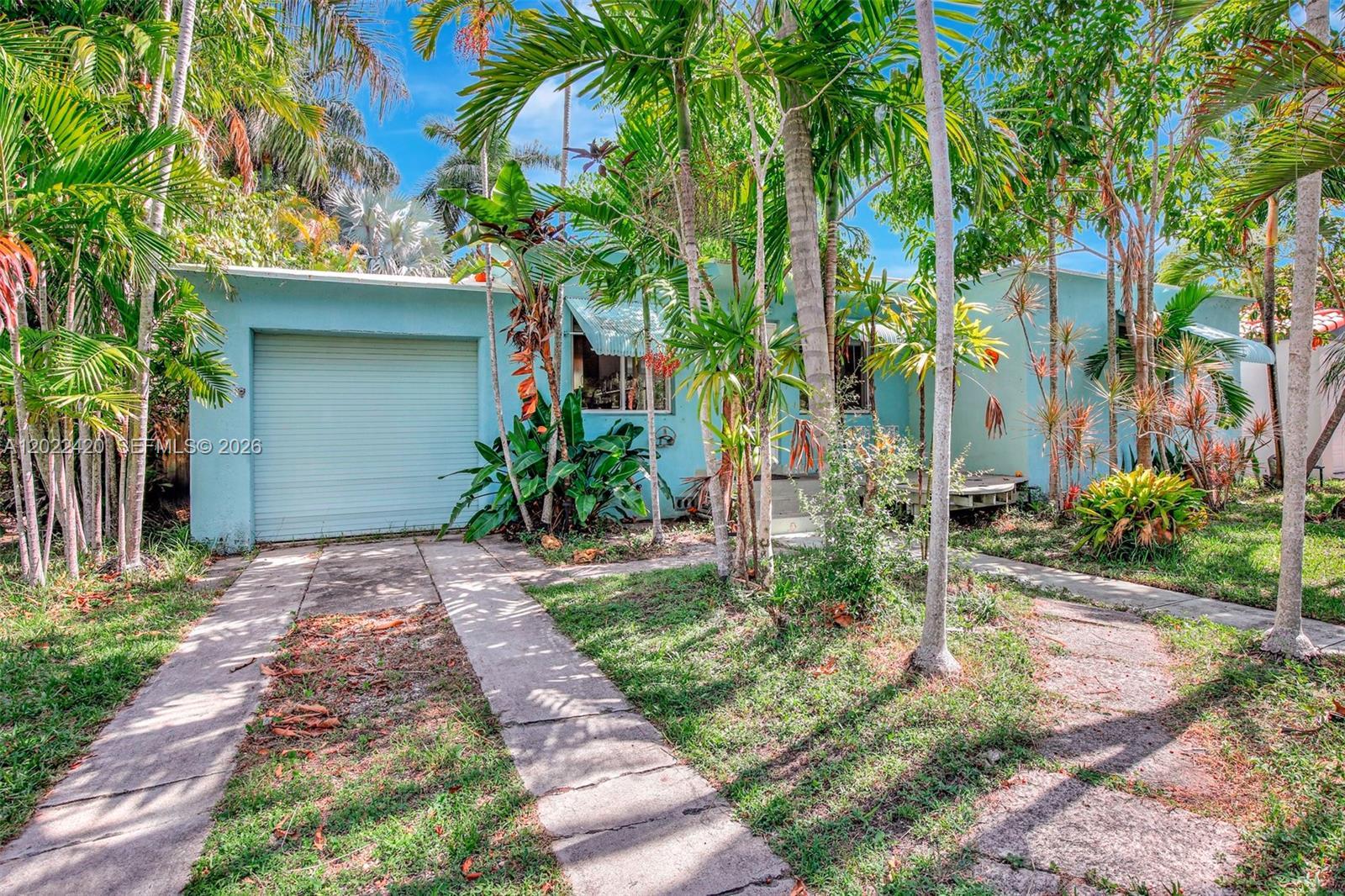 1523 Dewey St, Hollywood FL 33020 photo 4