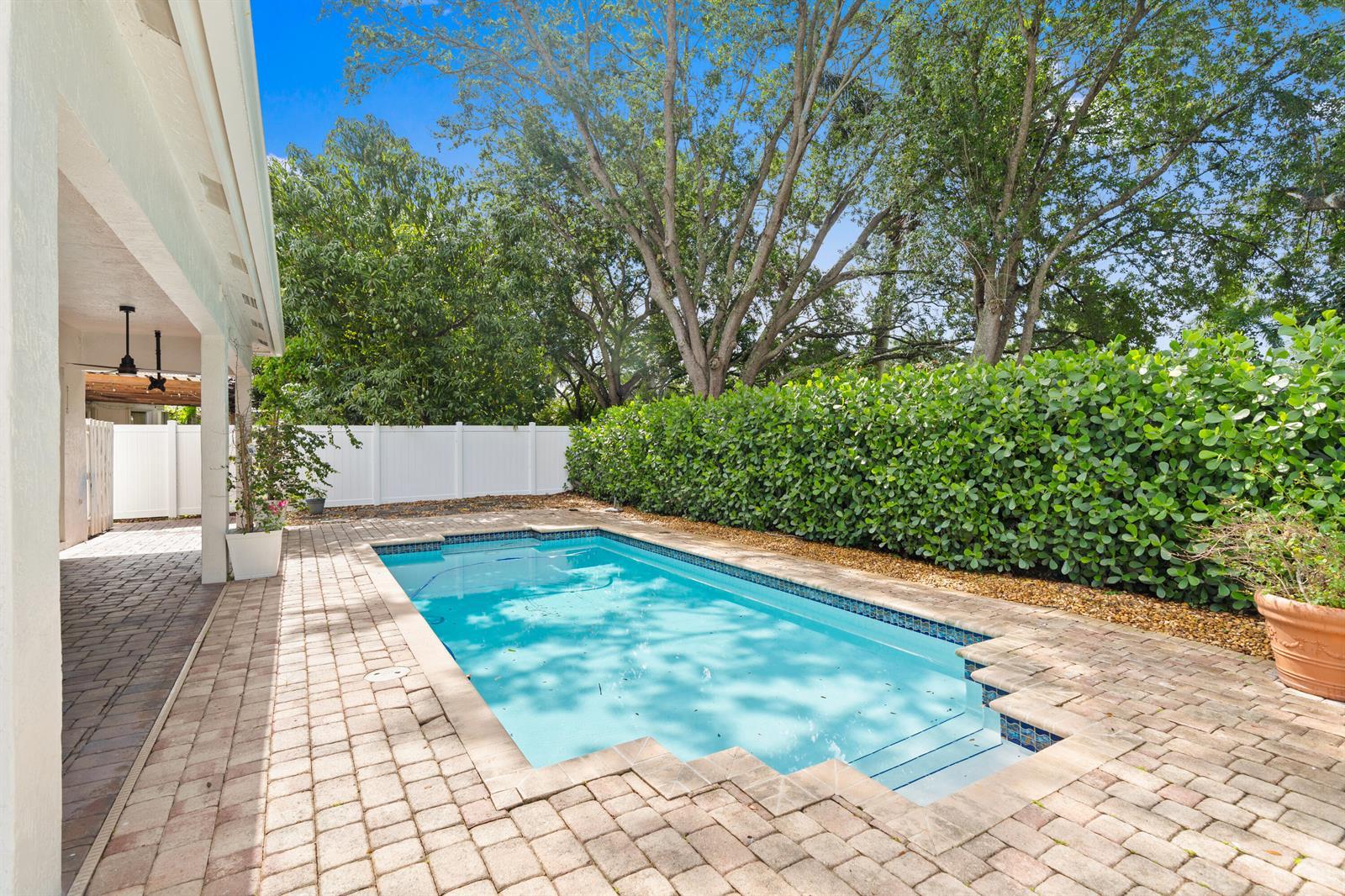 19360 SW 29th Court, Miramar FL 33029 photo 4