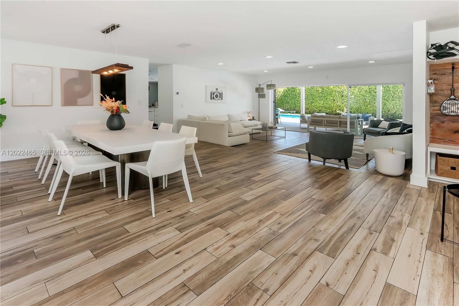 3641 N 55th Ave, Hollywood FL 33021 photo 2