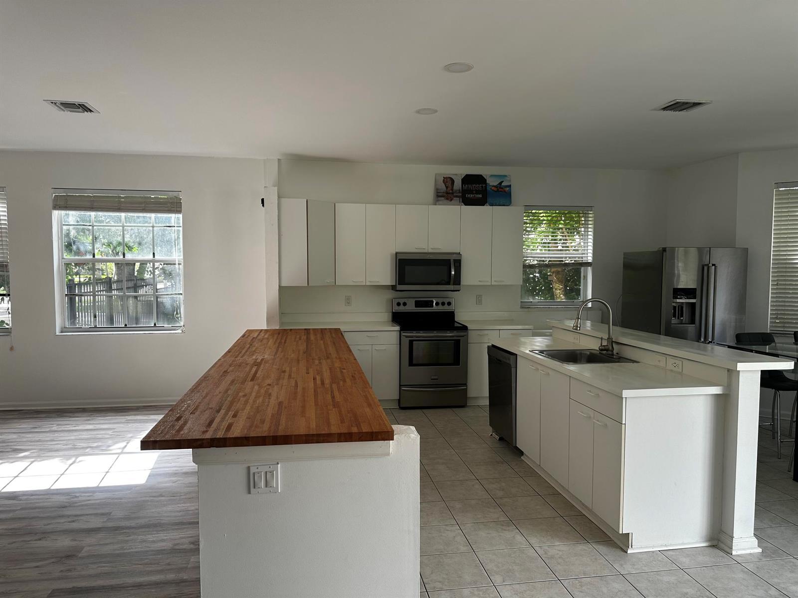 9754 Scribner Lane, Wellington FL 33414 photo 4