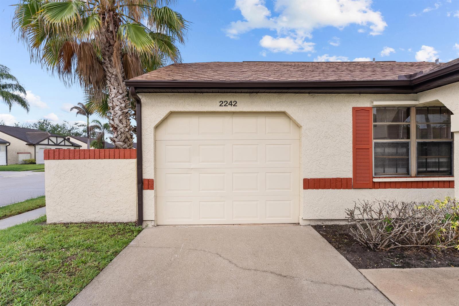 2242 SE Breckenridge Circle, Port St. Lucie FL 34952 photo 3