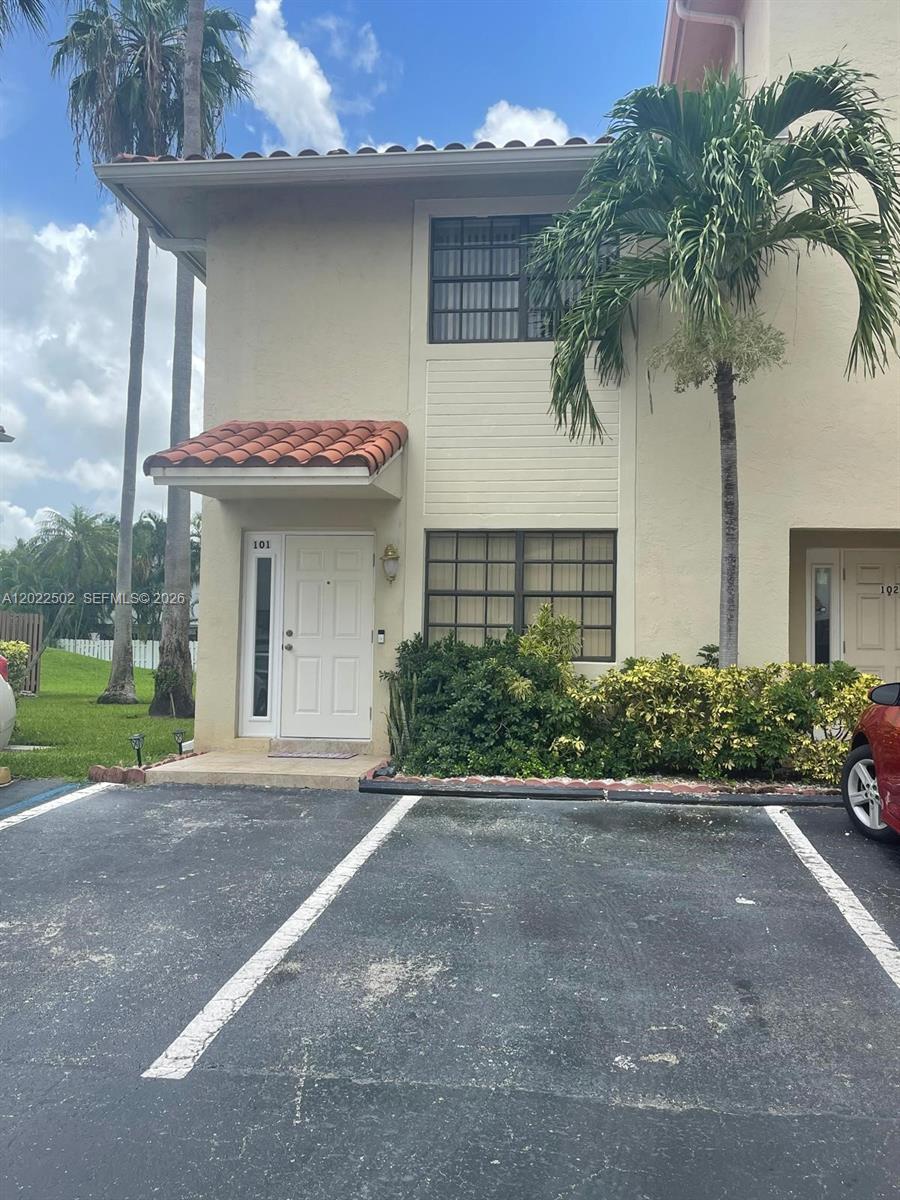 9880 Hammocks Blvd # 43, Miami FL 33196