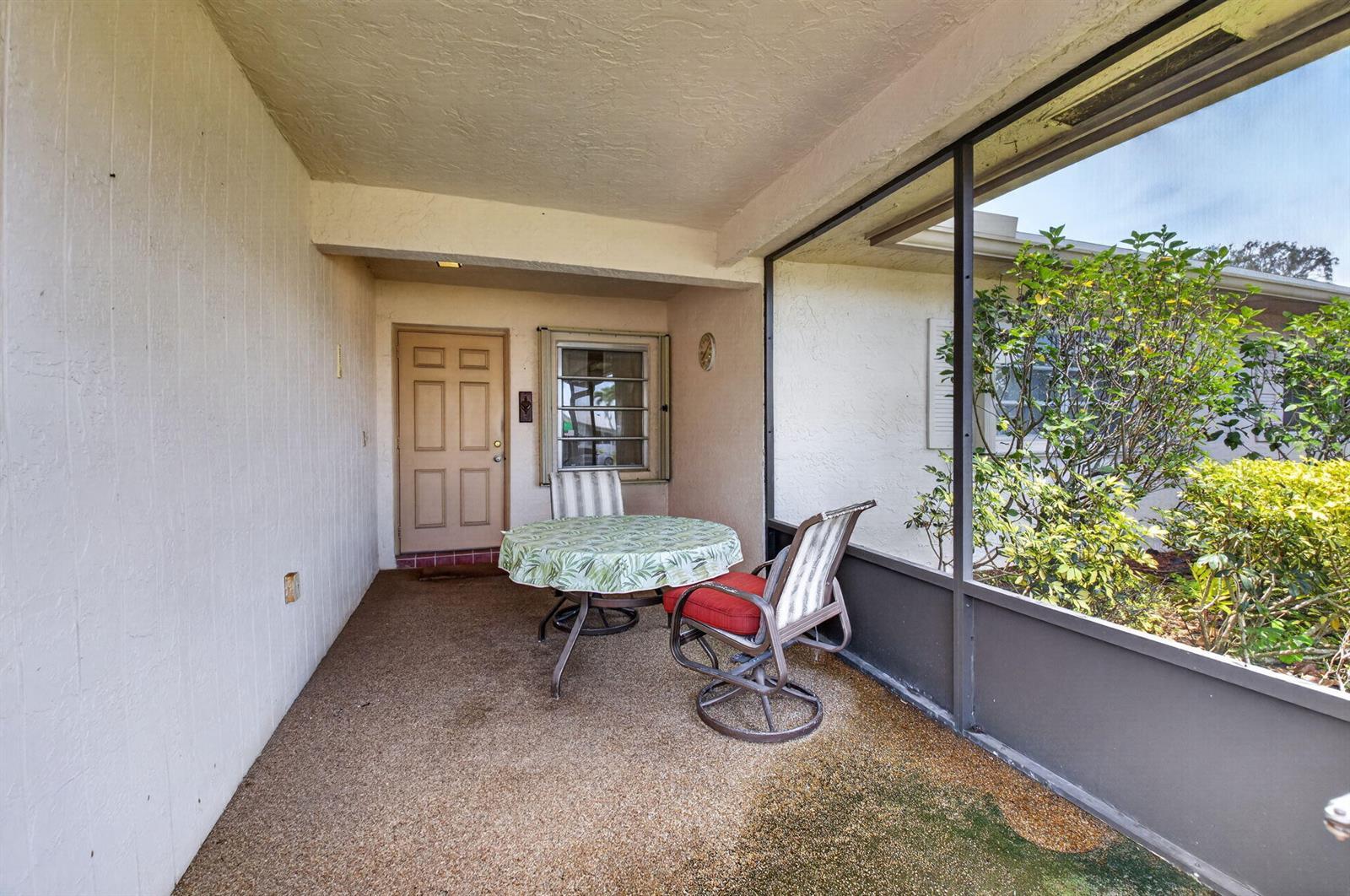 6068 Vía Diana, Delray Beach FL 33484 photo 4