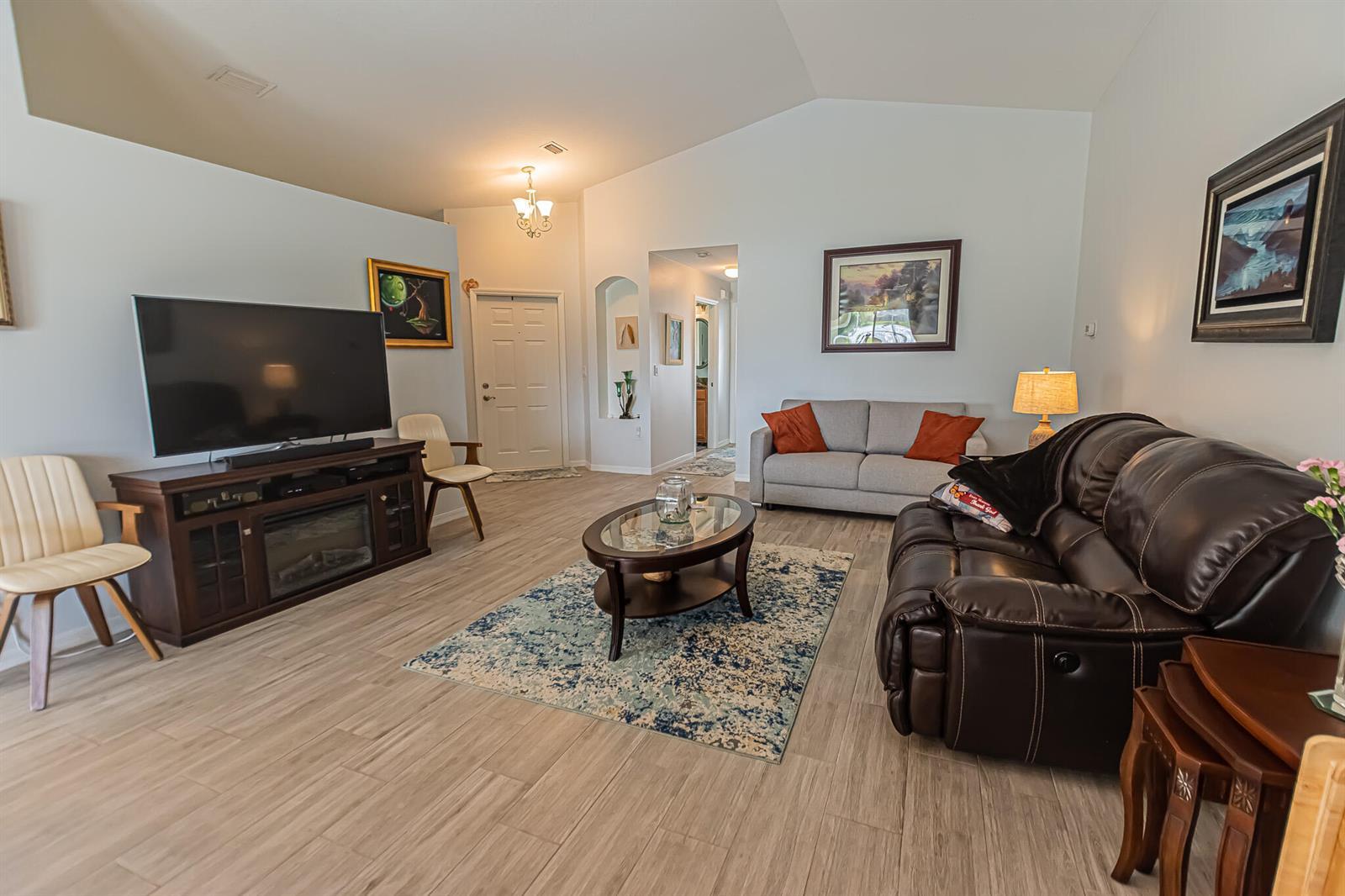 472 SW Talquin Lane, Port St. Lucie FL 34986 photo 3