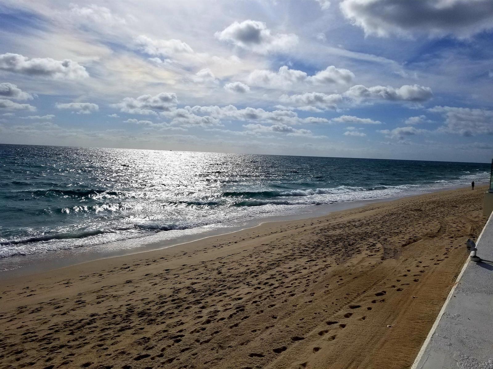 3570 S Ocean Boulevard # 807, South Palm Beach FL 33480