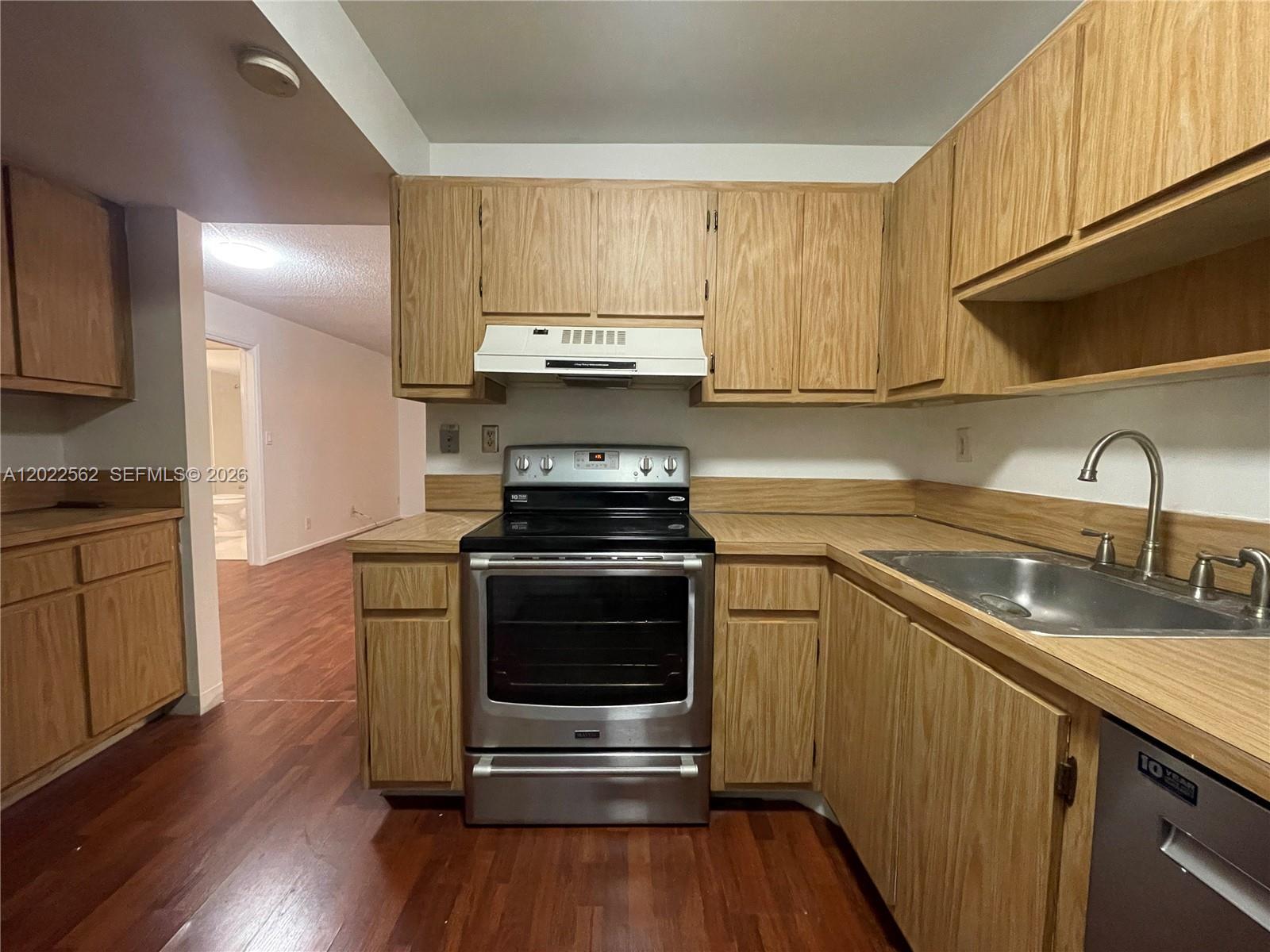 303 Gardens Dr # 206, Pompano Beach FL 33069 photo 5
