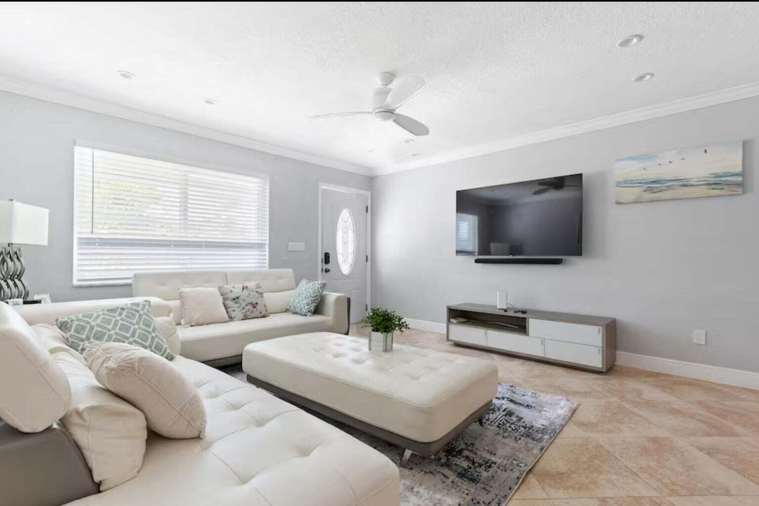 337 Balsam Street, Palm Beach Gardens FL 33410 photo 2