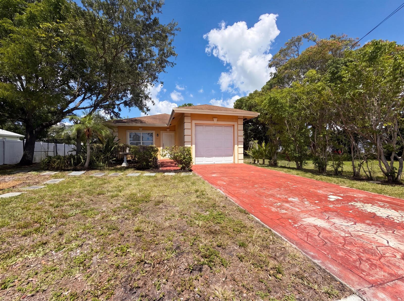 453 N Deerfield Avenue, Deerfield Beach FL 33441