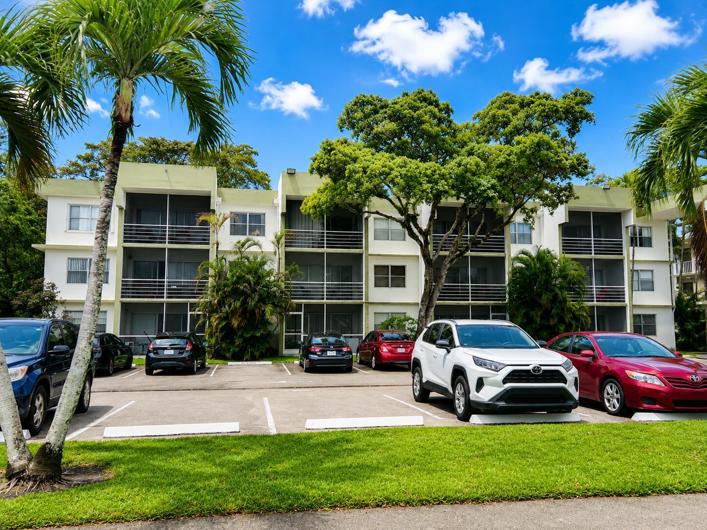 4205 N University Drive # 106, Sunrise FL 33351 photo 3
