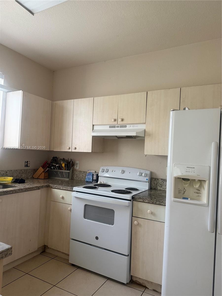 101 SW 15th Rd # 101, Homestead FL 33030 photo 3