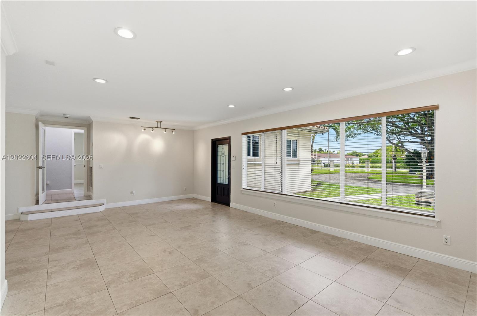 6801 SW 102nd Ave # 0, Miami FL 33173 photo 4