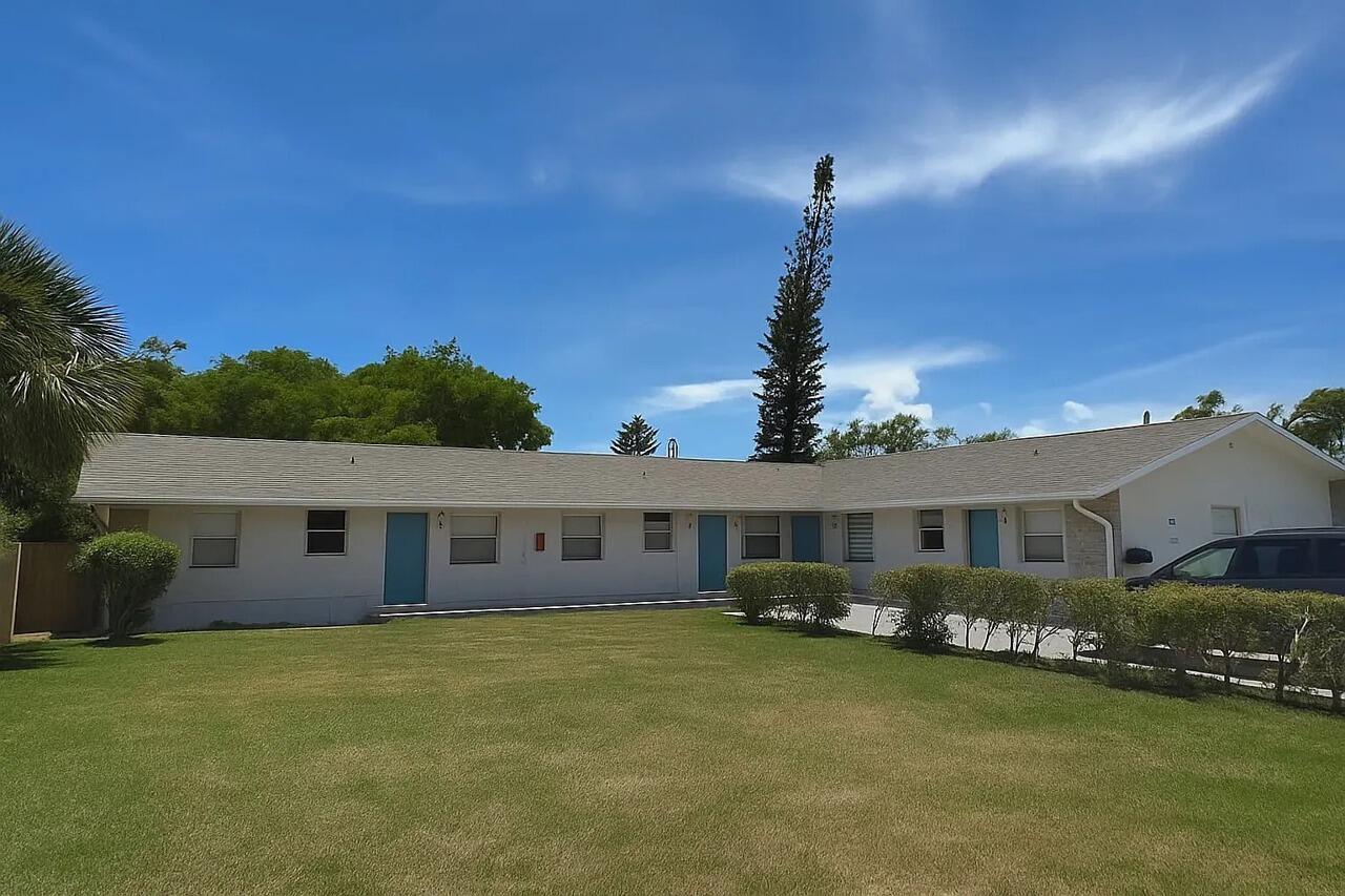125 W 17th Street W # 1, Riviera Beach FL 33404