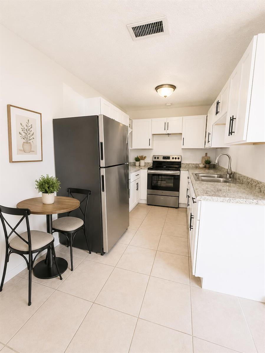 125 W 17th Street W # 1, Riviera Beach FL 33404 photo 4