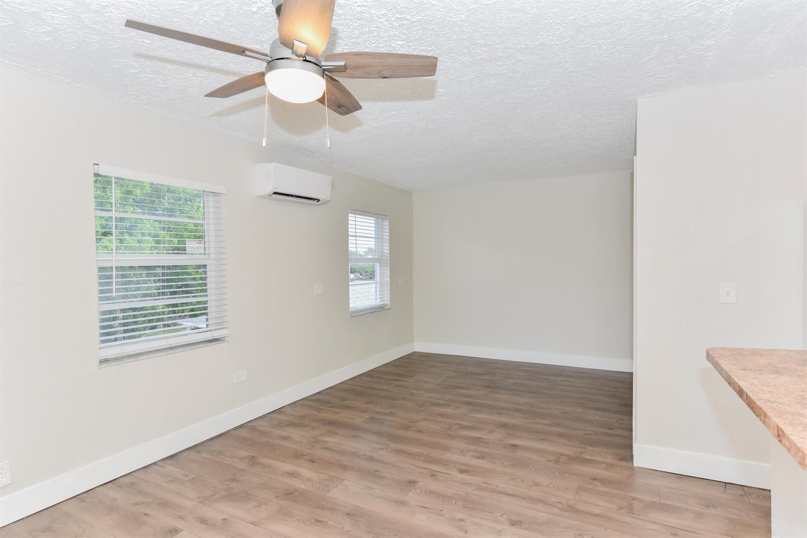 605 N Federal Highway # 13, FL 33460 photo 3
