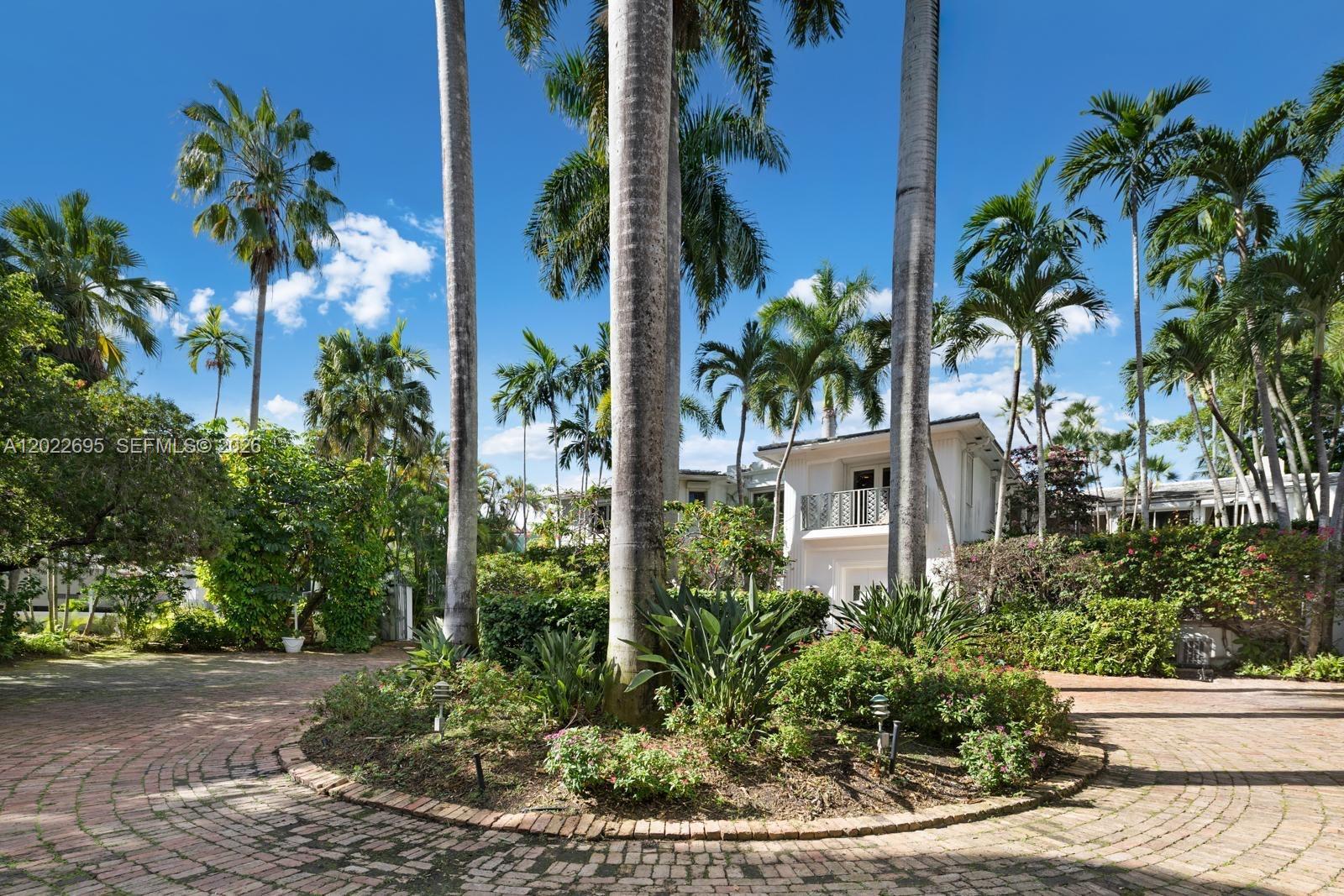 6000 N Bay Rd, Miami Beach FL 33140