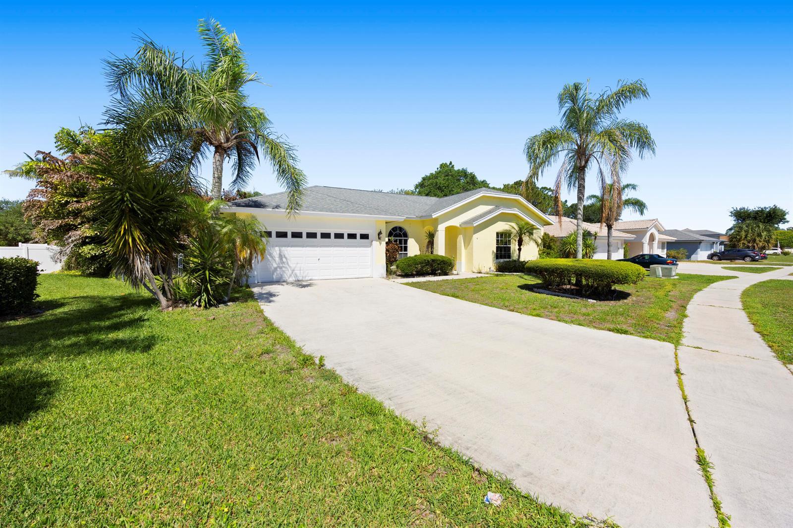105 Monterey Way, Royal Palm Beach FL 33411 photo 3