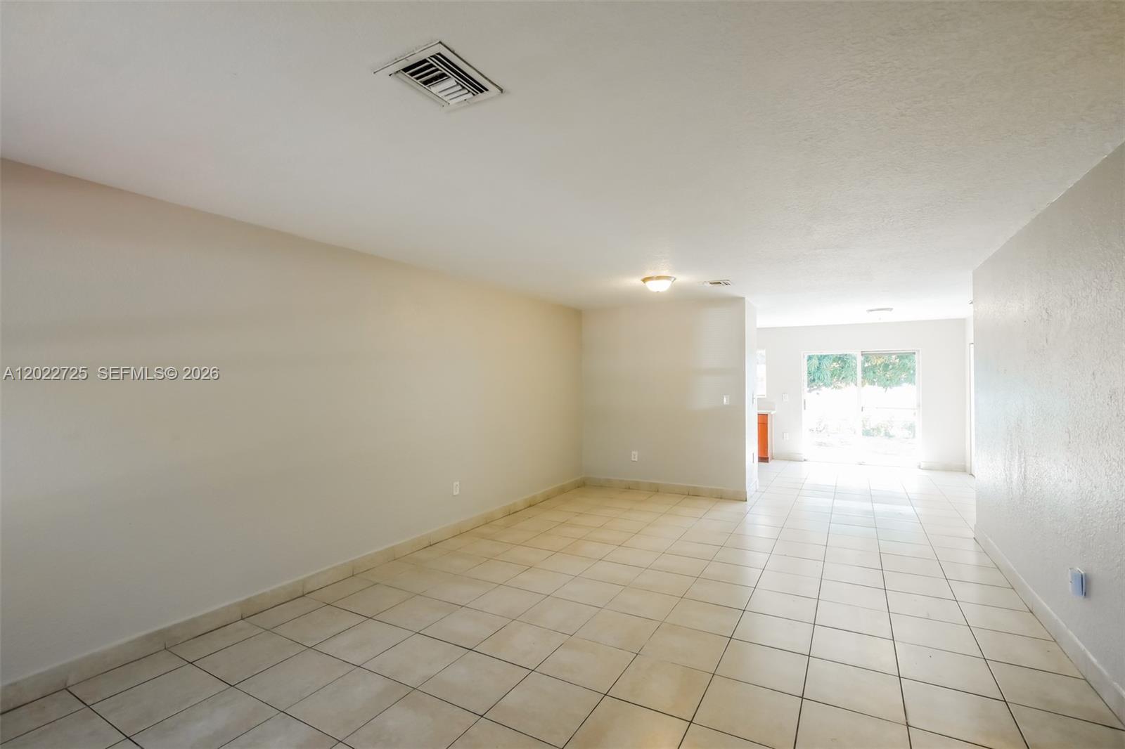 19420 NW 32nd Ave, Miami Gardens FL 33056 photo 2