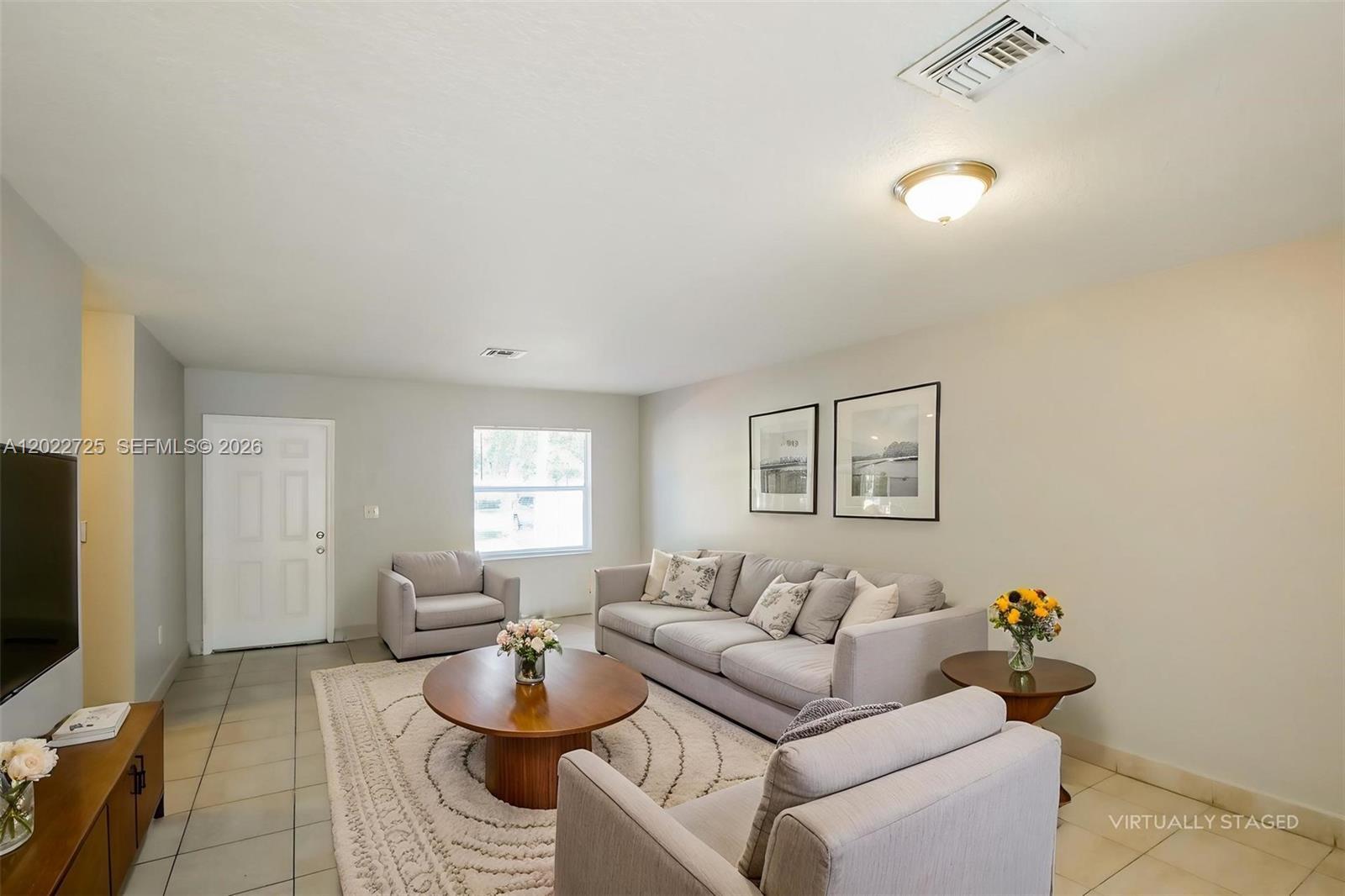 19420 NW 32nd Ave, Miami Gardens FL 33056 photo 4