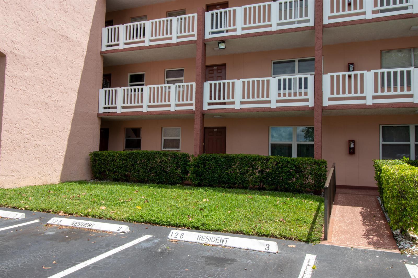 9621 Sunrise Lakes Boulevard # 102, Sunrise FL 33322 photo 2