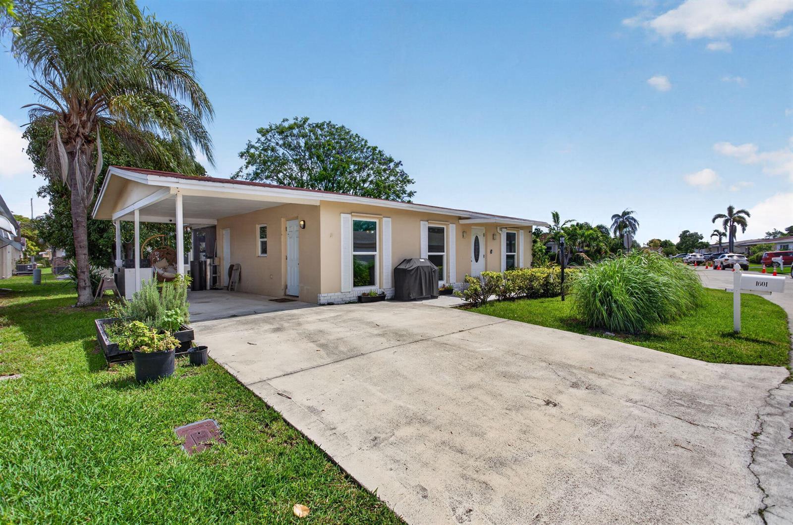 1601 NW 48th Place, Deerfield Beach FL 33064 photo 2