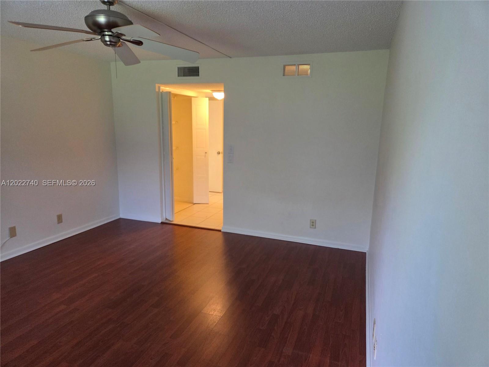413 Lakeview Dr # 104, Weston FL 33326 photo 5