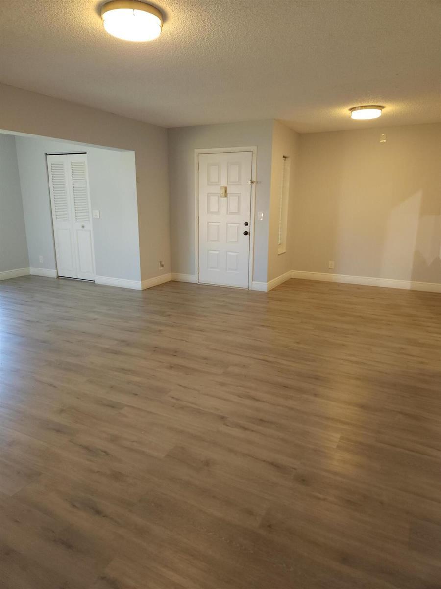 502 Shady Pine Way # D2, FL 33415 photo 4