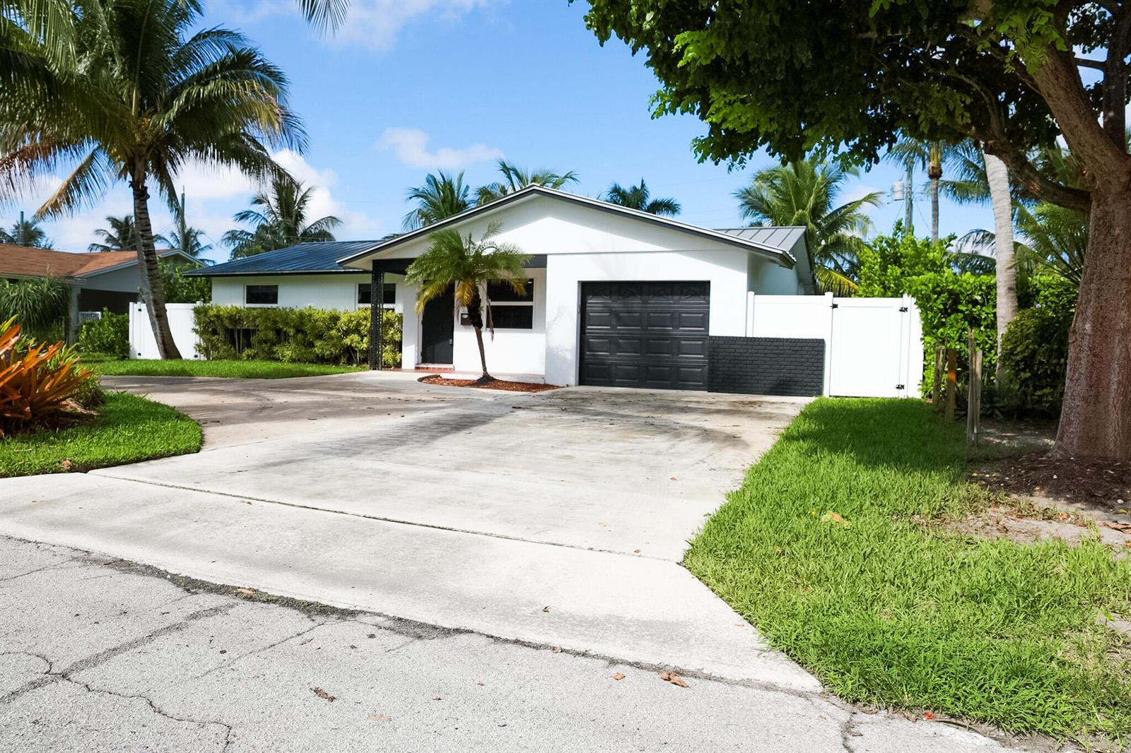 1502 NW 4th Avenue, Delray Beach FL 33432 photo 3