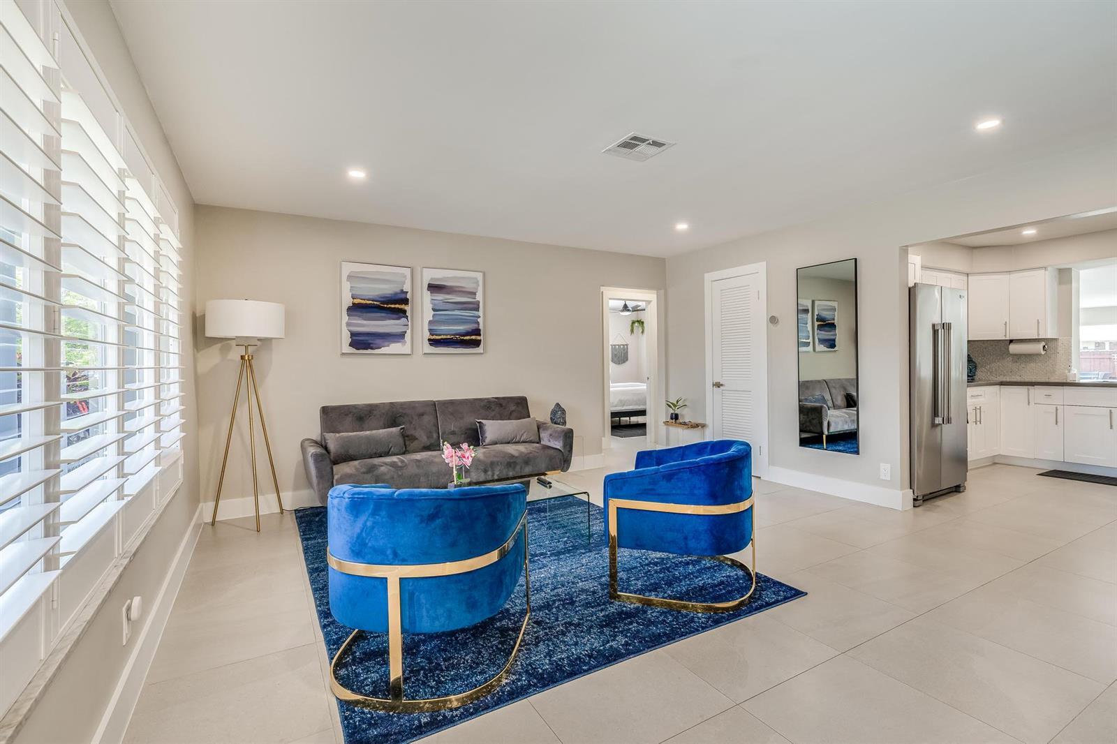 300 SE 8th Court, Pompano Beach FL 33060 photo 2