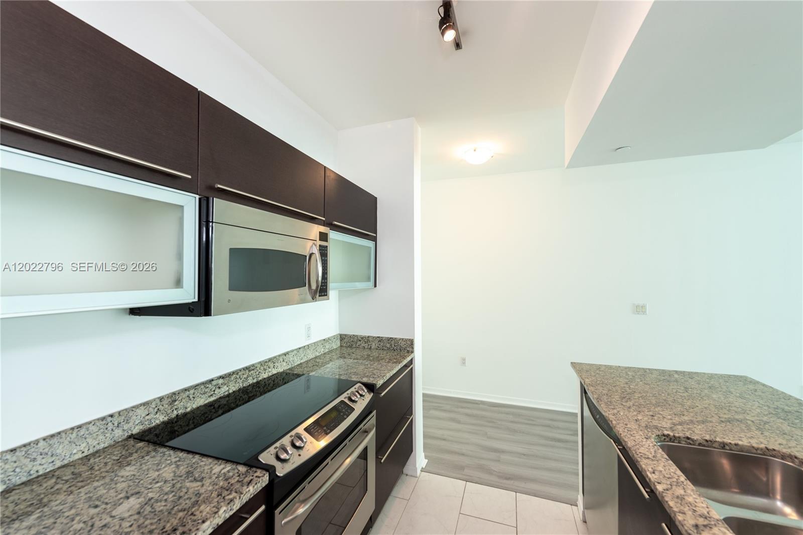 951 Brickell Ave # 2100, Miami FL 33131 photo 5