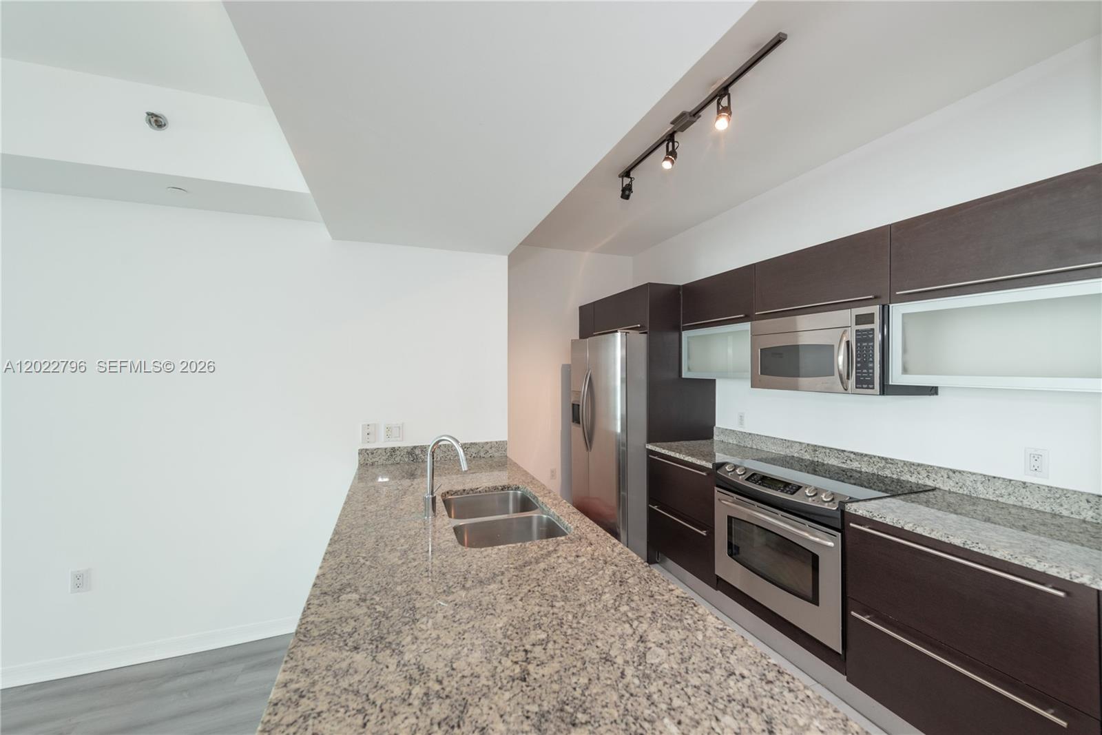 951 Brickell Ave # 2100, Miami FL 33131 photo 4