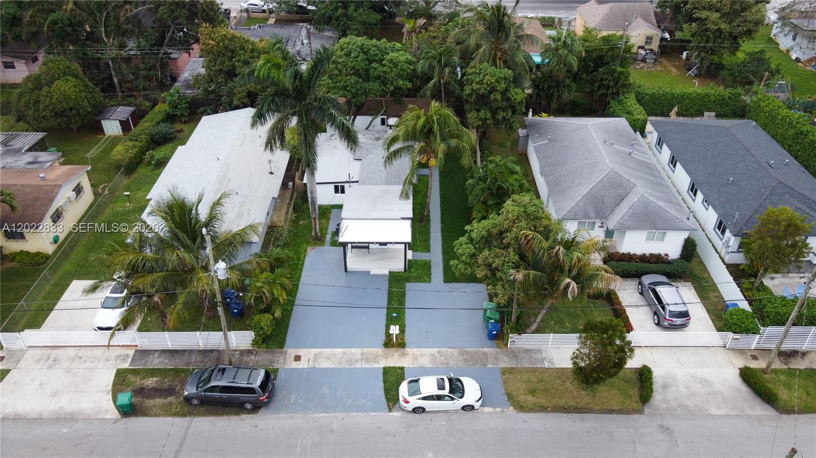 330 NW 82nd Ter, Miami FL 33150 photo 2