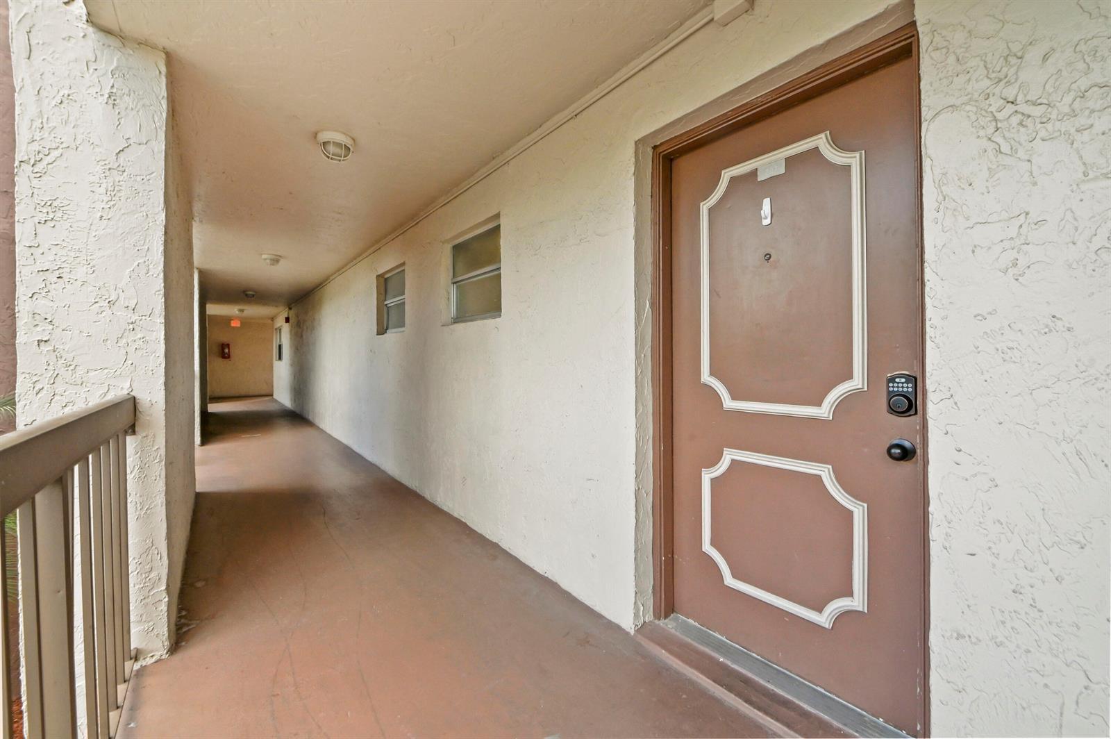 7020 Nova Drive # 207d, Davie FL 33317 photo 2