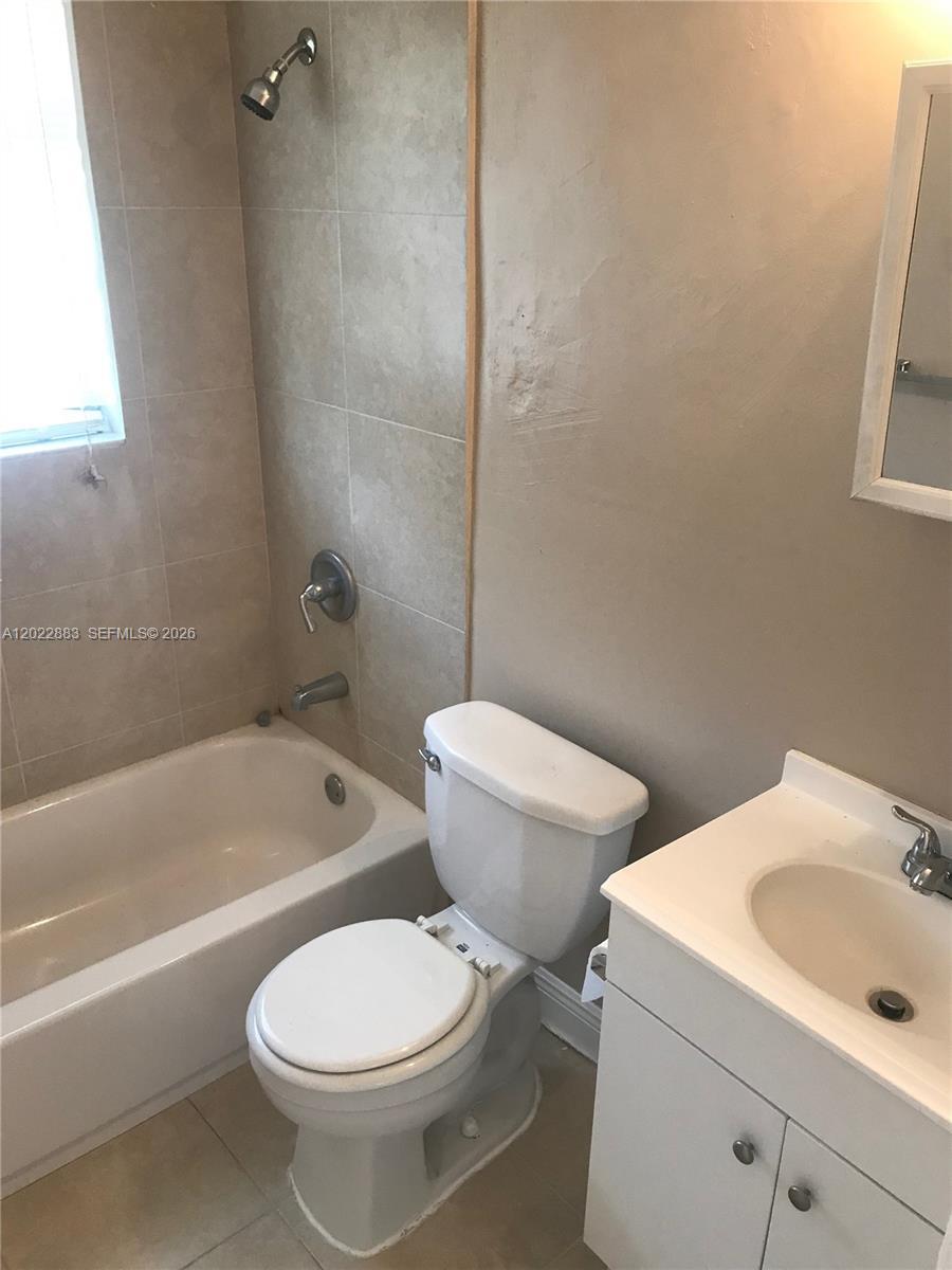 13315 Alexandria Dr # 3, Opa-Locka FL 33054 photo 4