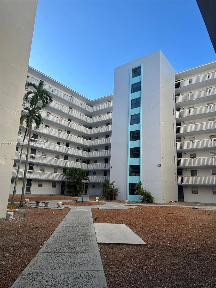 15600 NW 7th Ave # 507, Miami FL 33169 photo 2