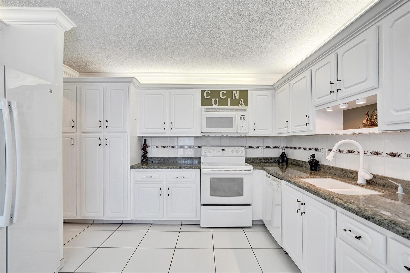 2331 Croton Lane # a, Delray Beach FL 33445 photo 4