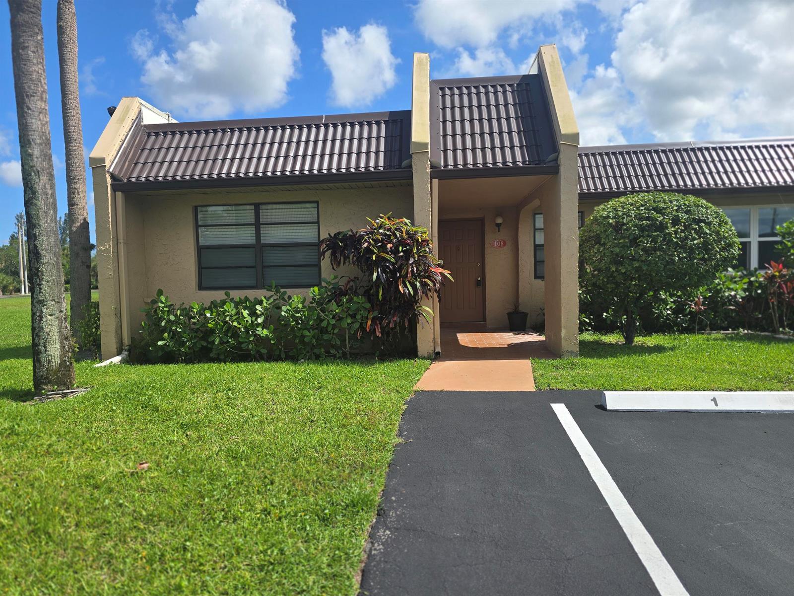 108 Lake Nancy Drive, West Palm Beach FL 33411