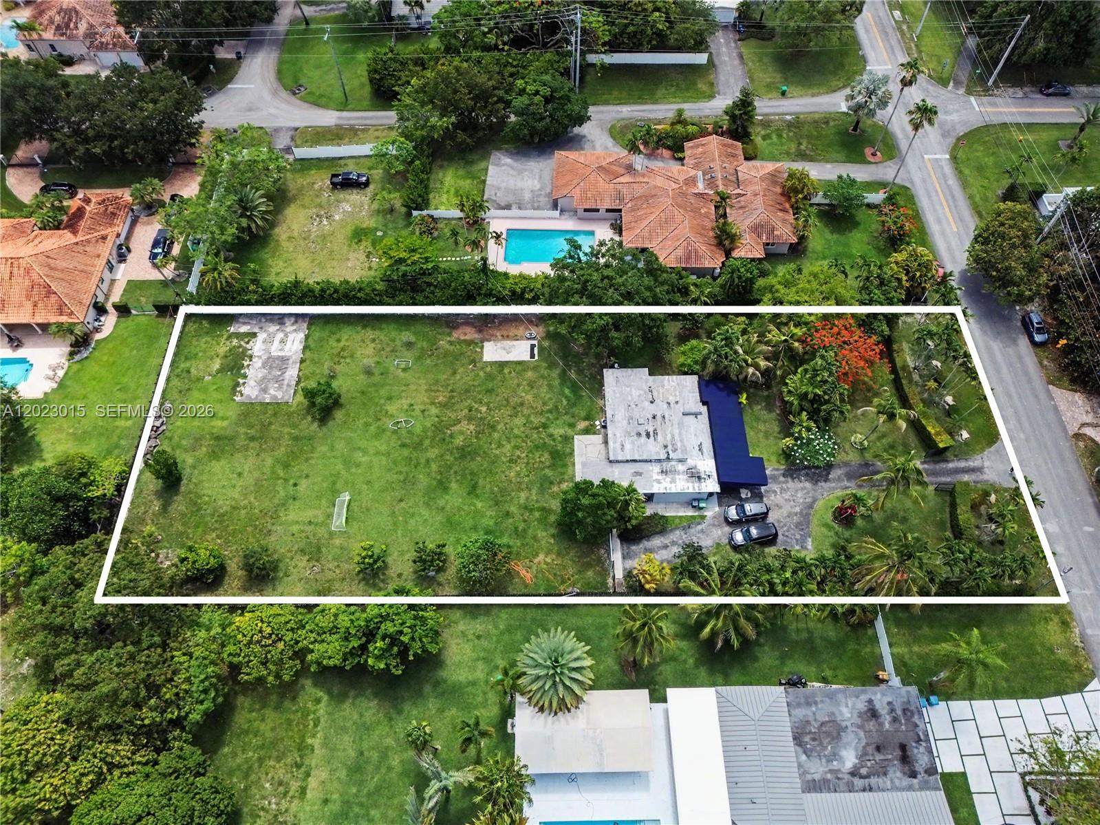 8331 SW 100th St, Miami FL 33156 photo 2