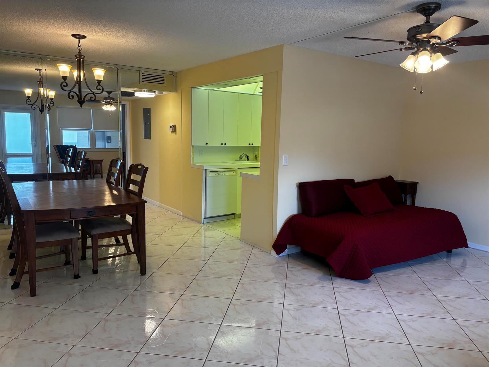 309 Grantham A, Deerfield Beach FL 33442 photo 5