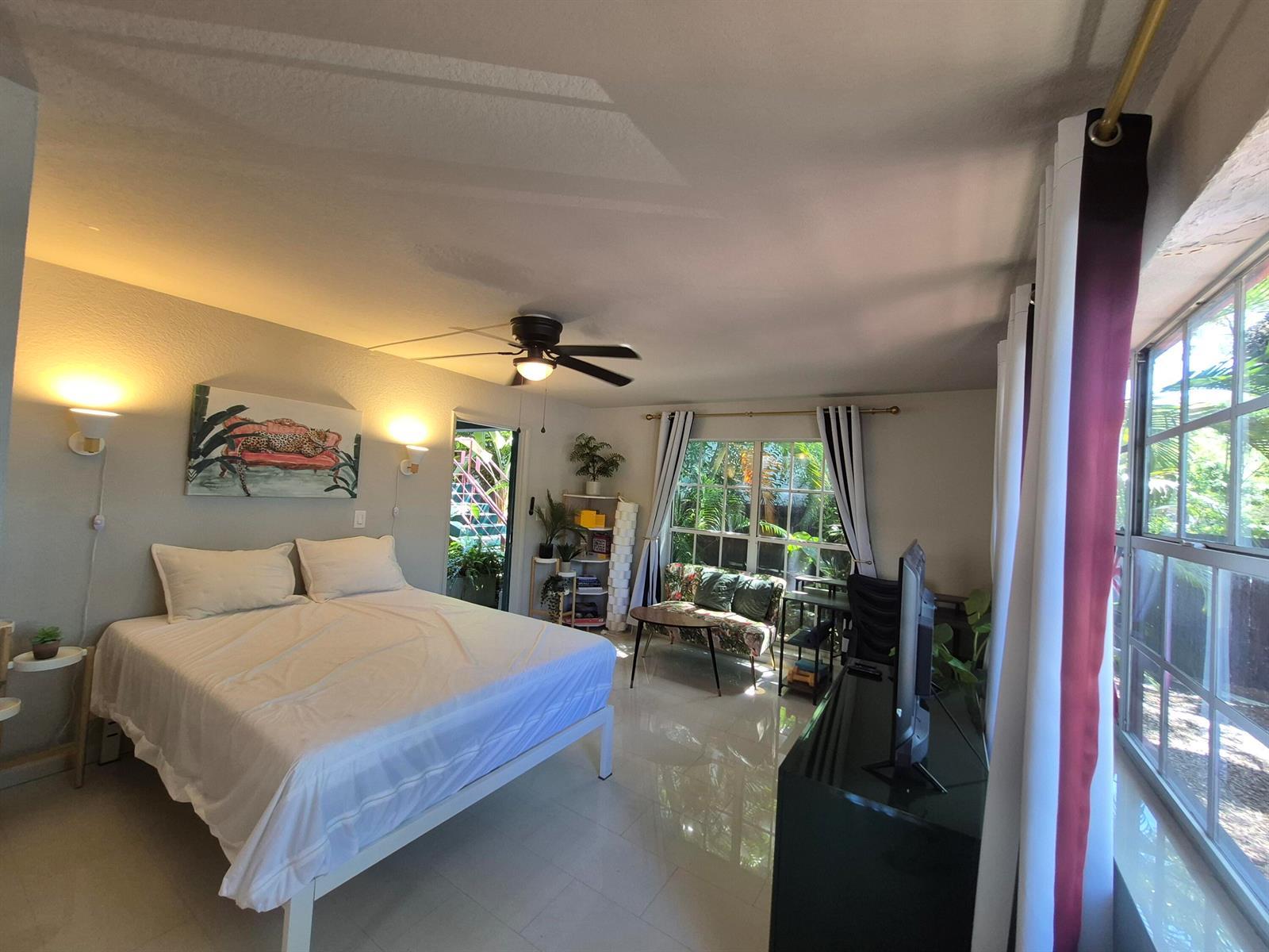 1007 SE 2nd Court, Fort Lauderdale FL 33301 photo 2