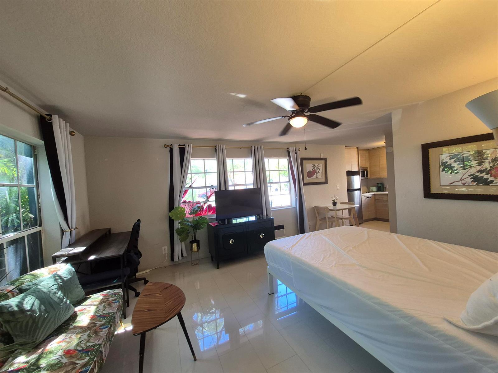 1007 SE 2nd Court, Fort Lauderdale FL 33301