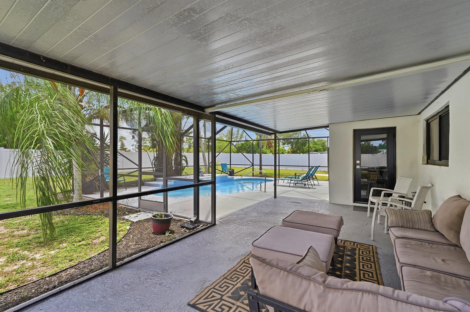 5470 Toronto Road, Haverhill FL 33415 photo 3