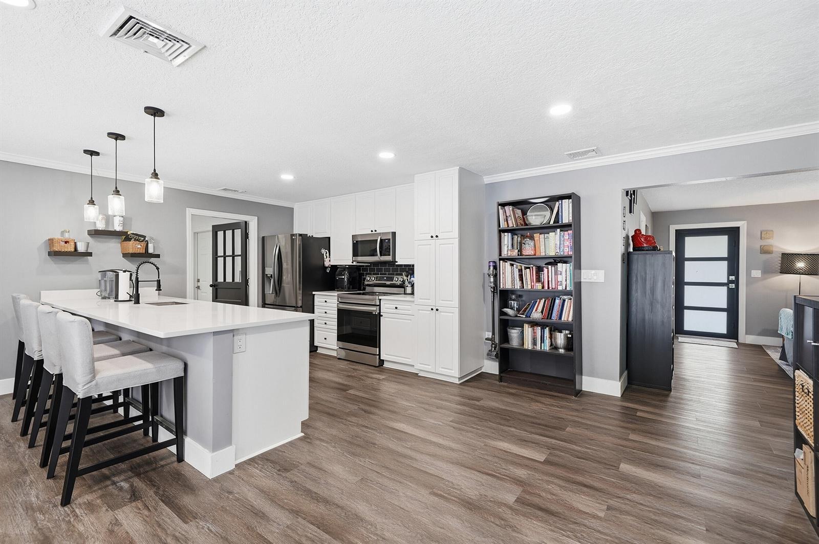 5470 Toronto Road, Haverhill FL 33415 photo 4
