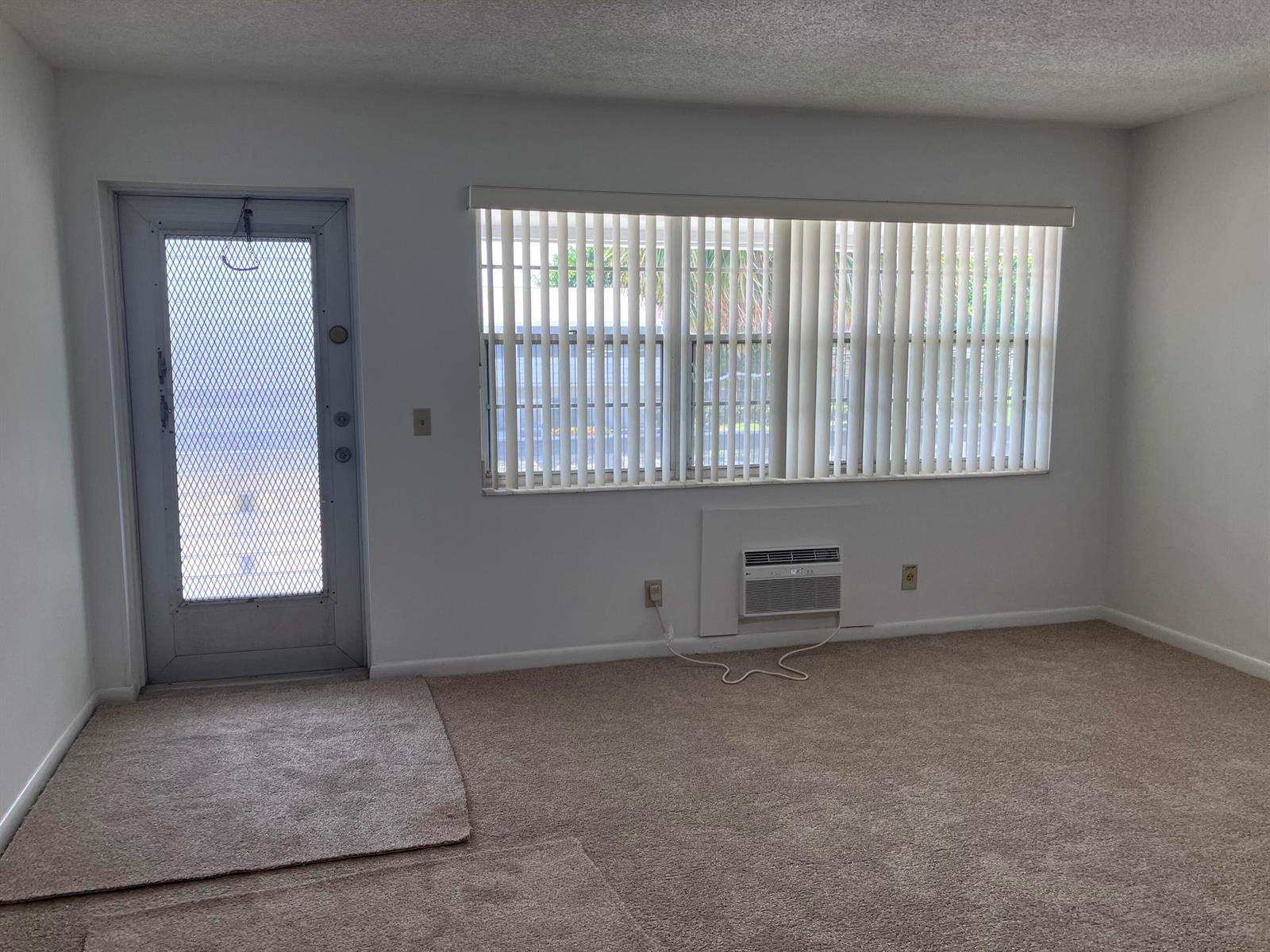 364 Northampton R, West Palm Beach FL 33417 photo 4