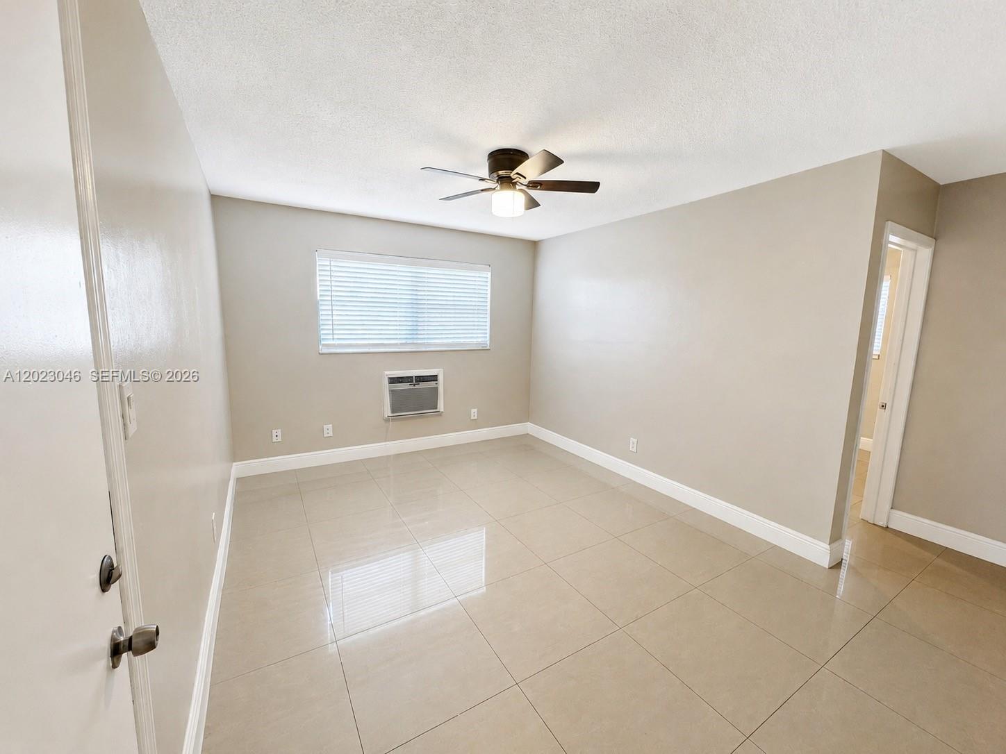 811 NW 6th Ave # 4, Pompano Beach FL 33060 photo 5