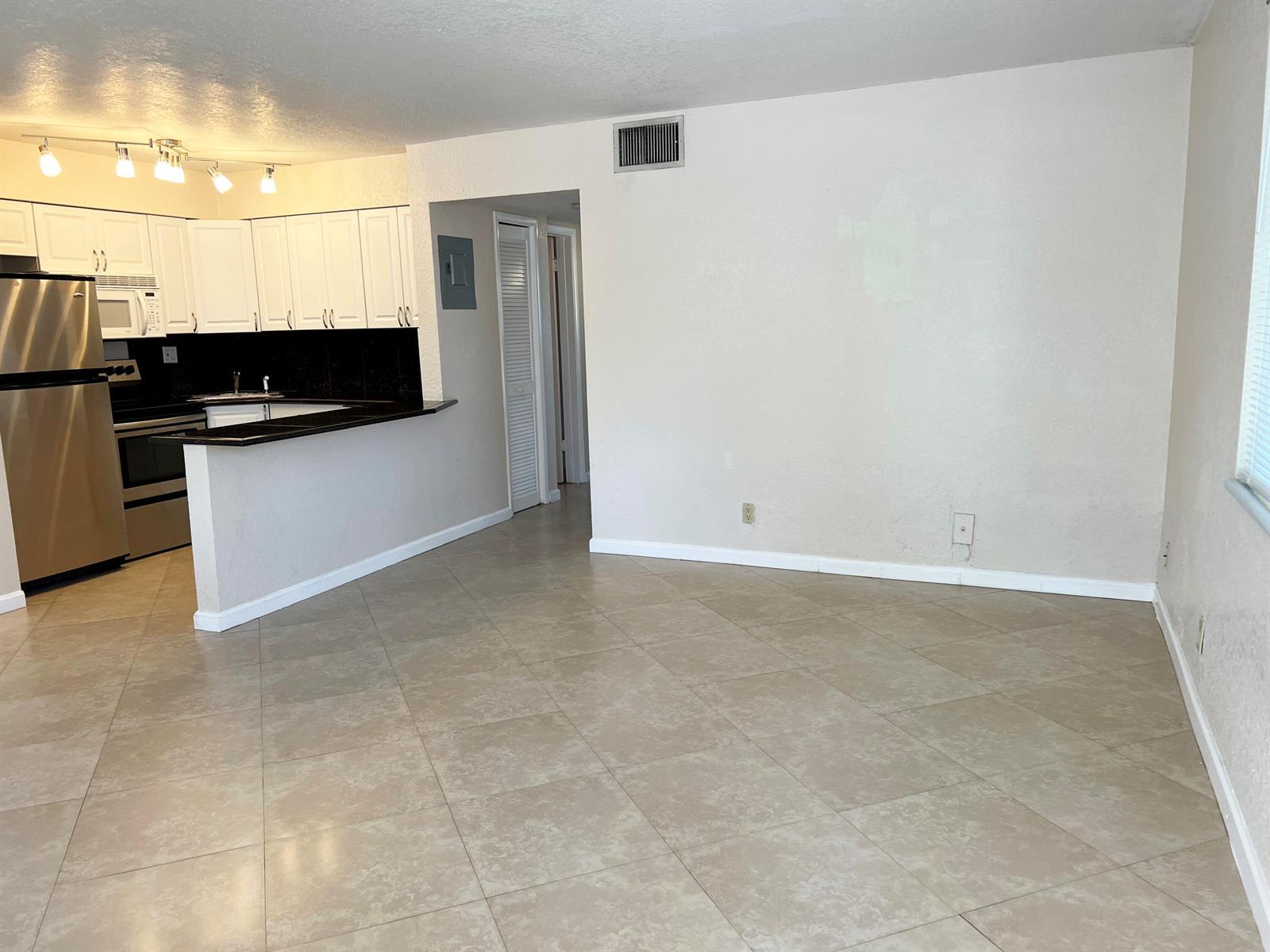 4050 NE 12th Terrace # 1, Oakland Park FL 33334 photo 5
