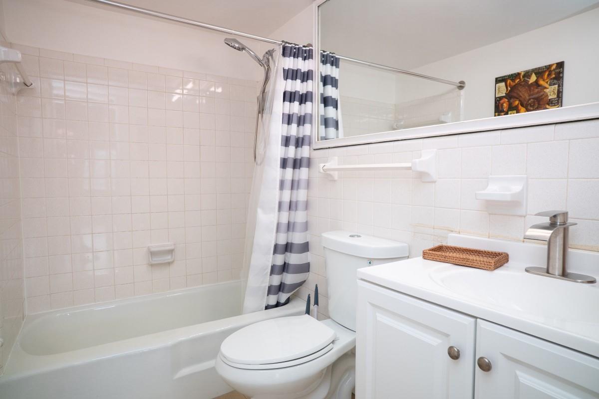 701 Pine Drive # 107, Pompano Beach FL 33060 photo 3