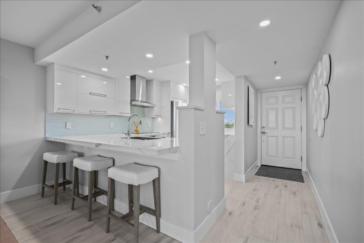 201 S Seas Drive # 503, Jupiter FL 33477 photo 2