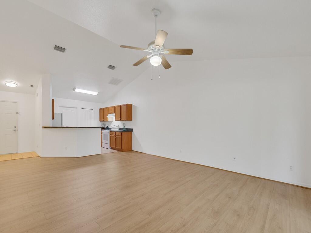 11171 Airport Drive, Sebastian FL 32958 photo 3