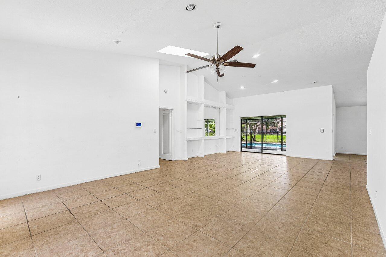 14616 Autumn Avenue, Wellington FL 33414 photo 3